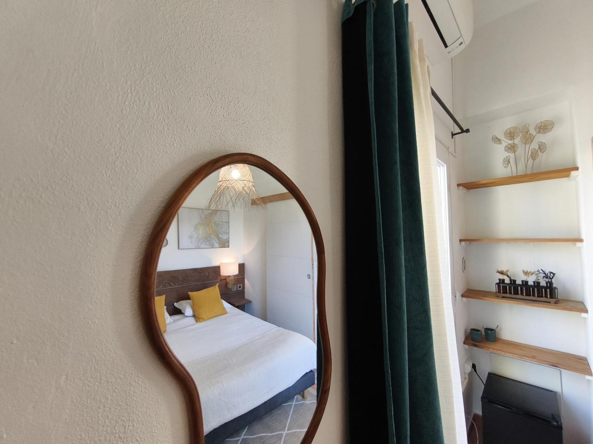 Chambres Isula Bella Фигари Екстериор снимка